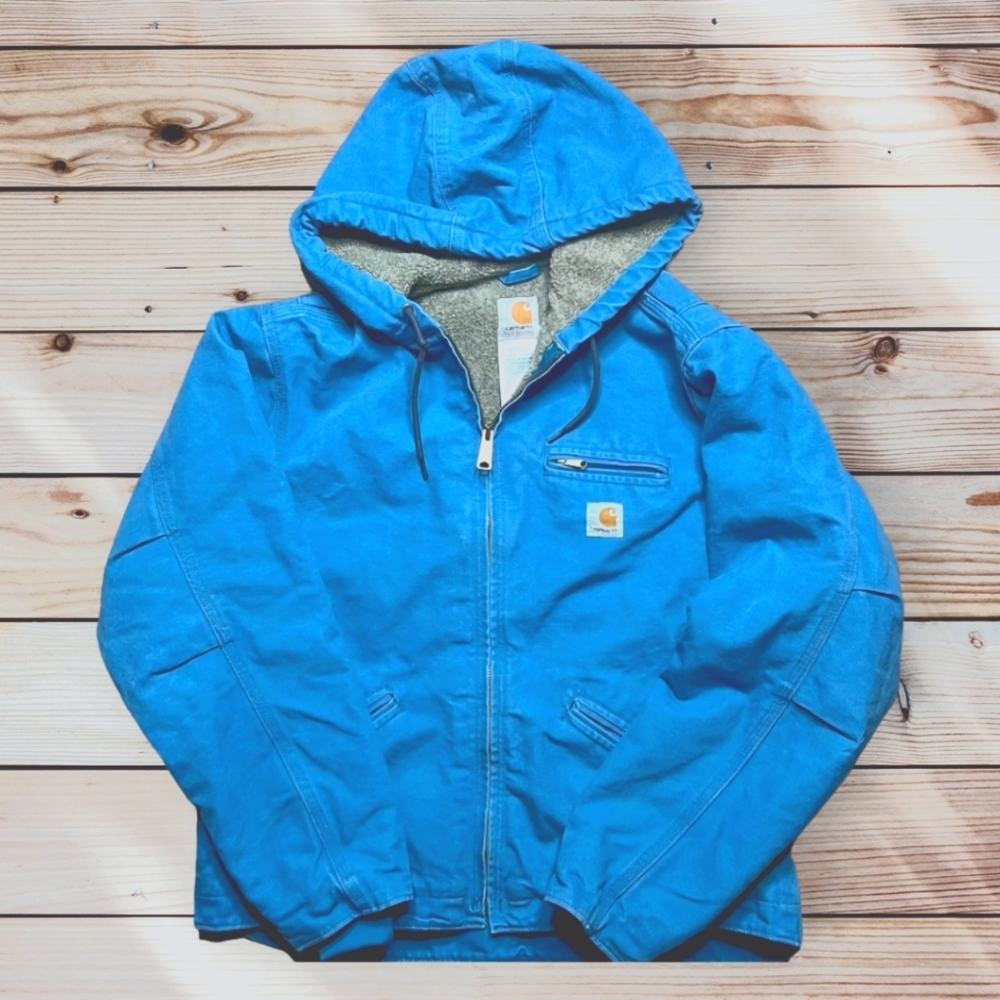 Carhartt Sandstone Serra in Rare Blue Topaz/Light Indigo push lined gray sherpa